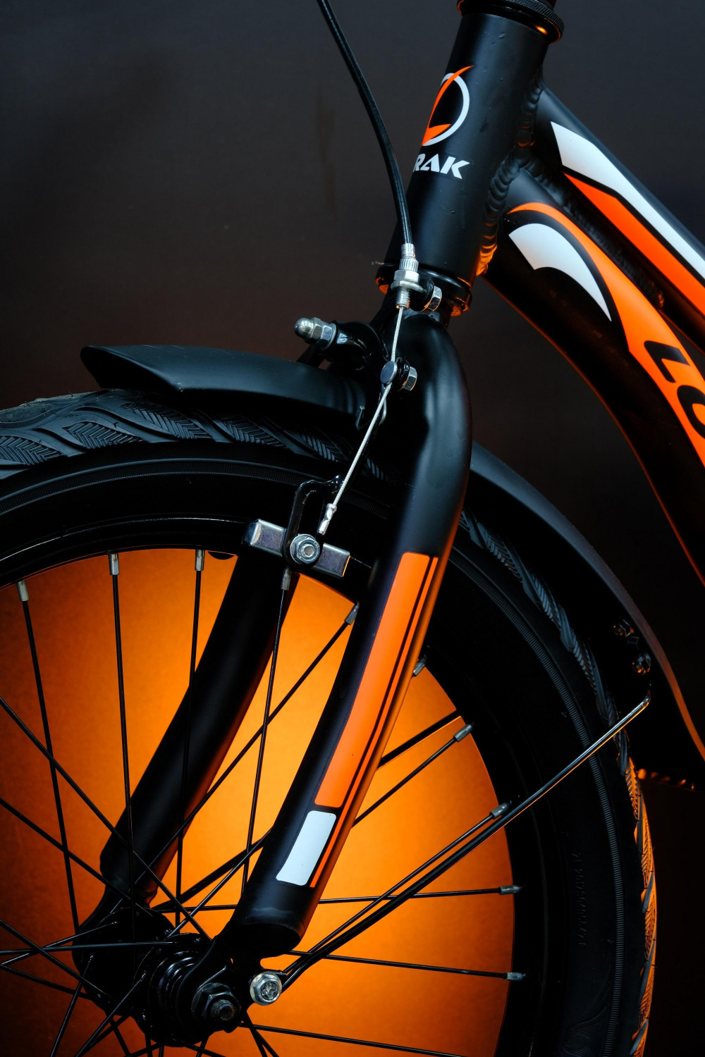 Lorak Junior 18 Boy Матовый Чёрный/Оранжевый