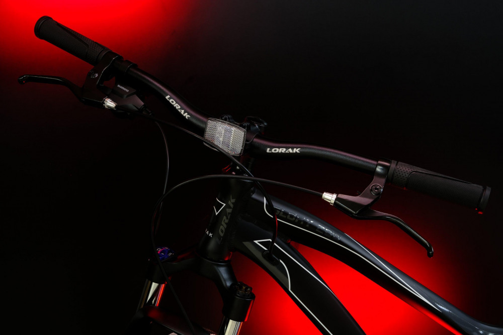 LORAK GLORY 200 8 sp Матовый Чёрный/Белый 15р (на рост 141-160)